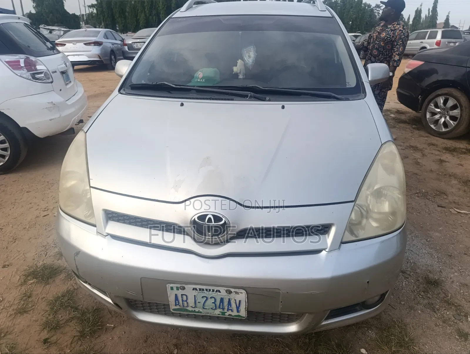 Toyota Verso 2009 Silver