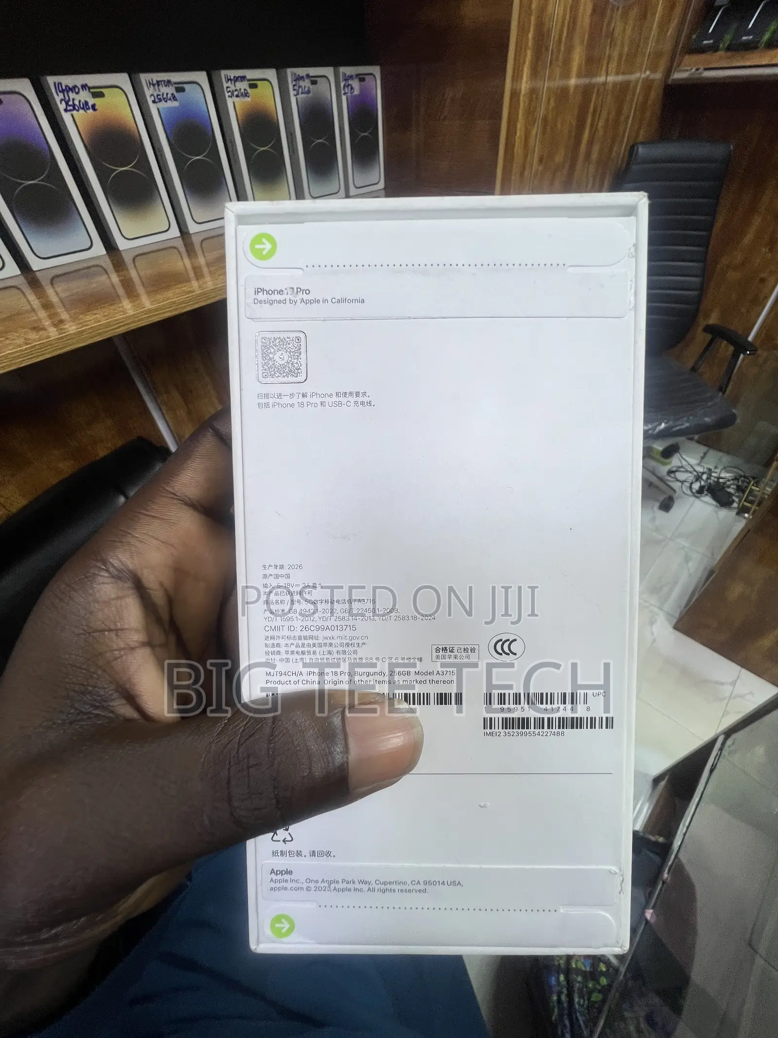 New Apple iPhone 18 Pro 256 GB Red