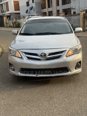 Toyota Corolla 2012 Silver