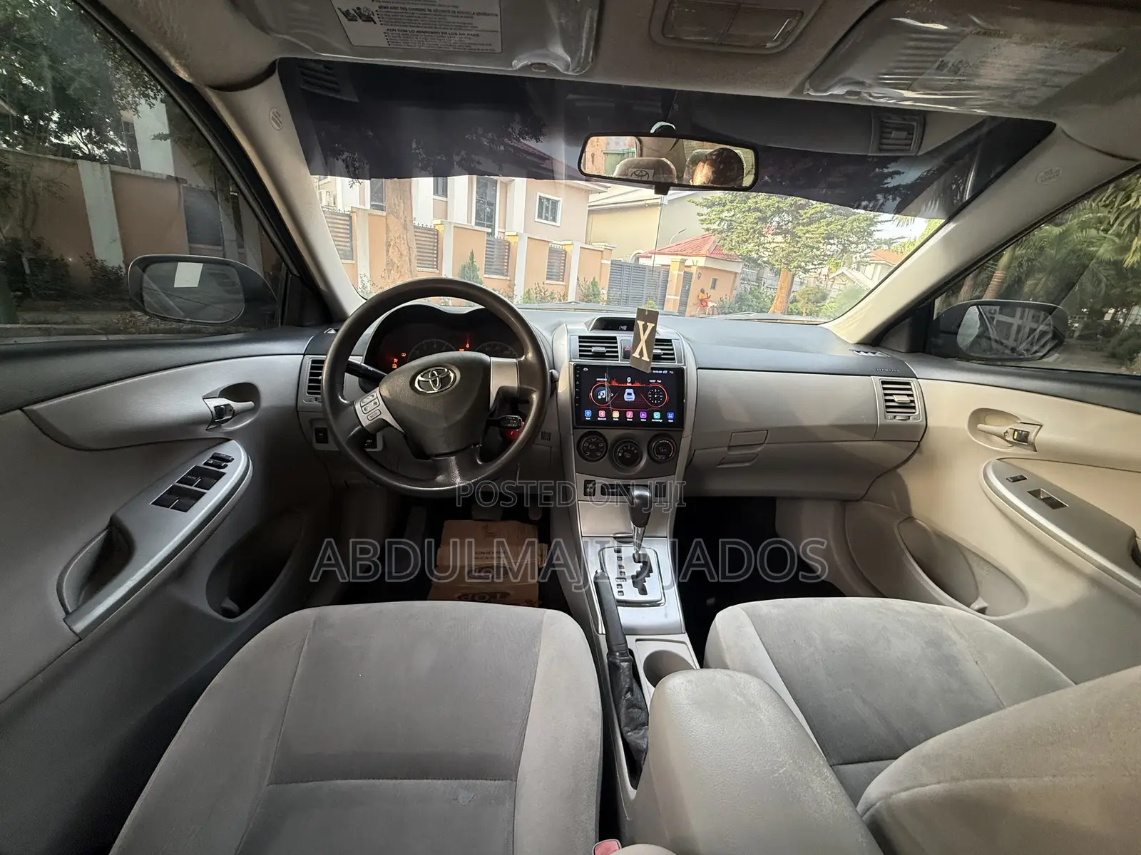 Toyota Corolla 2012 Silver