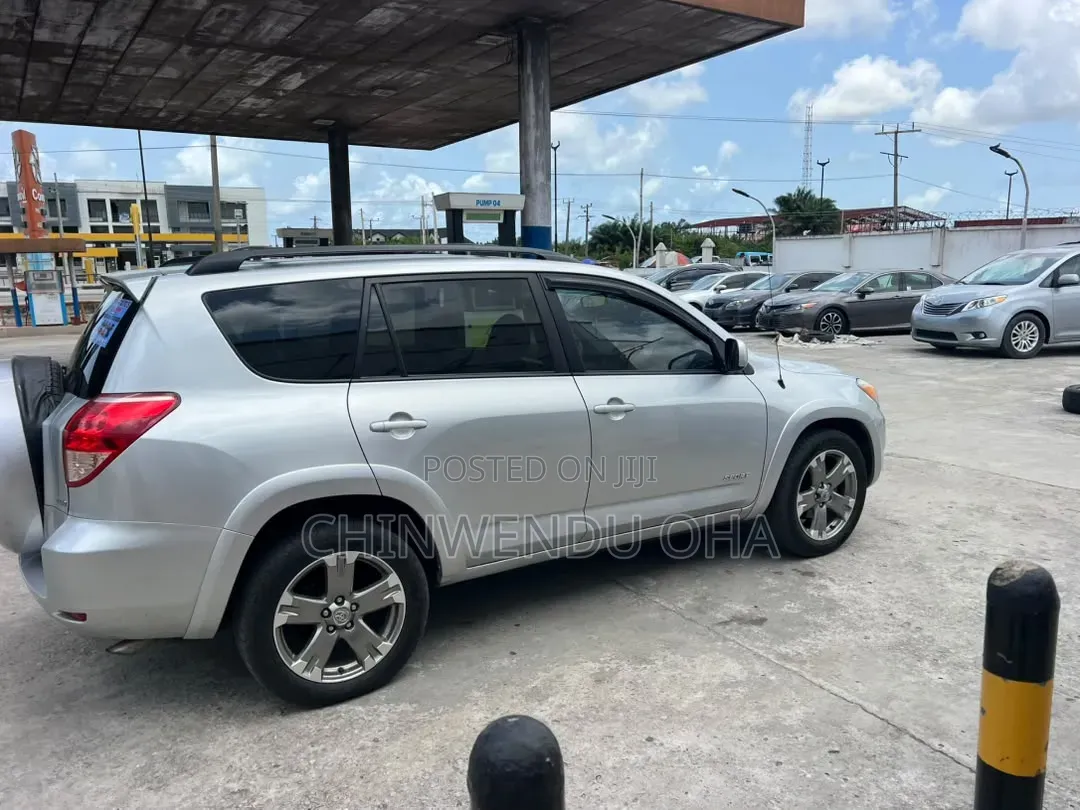 Toyota RAV4 2007 Silver