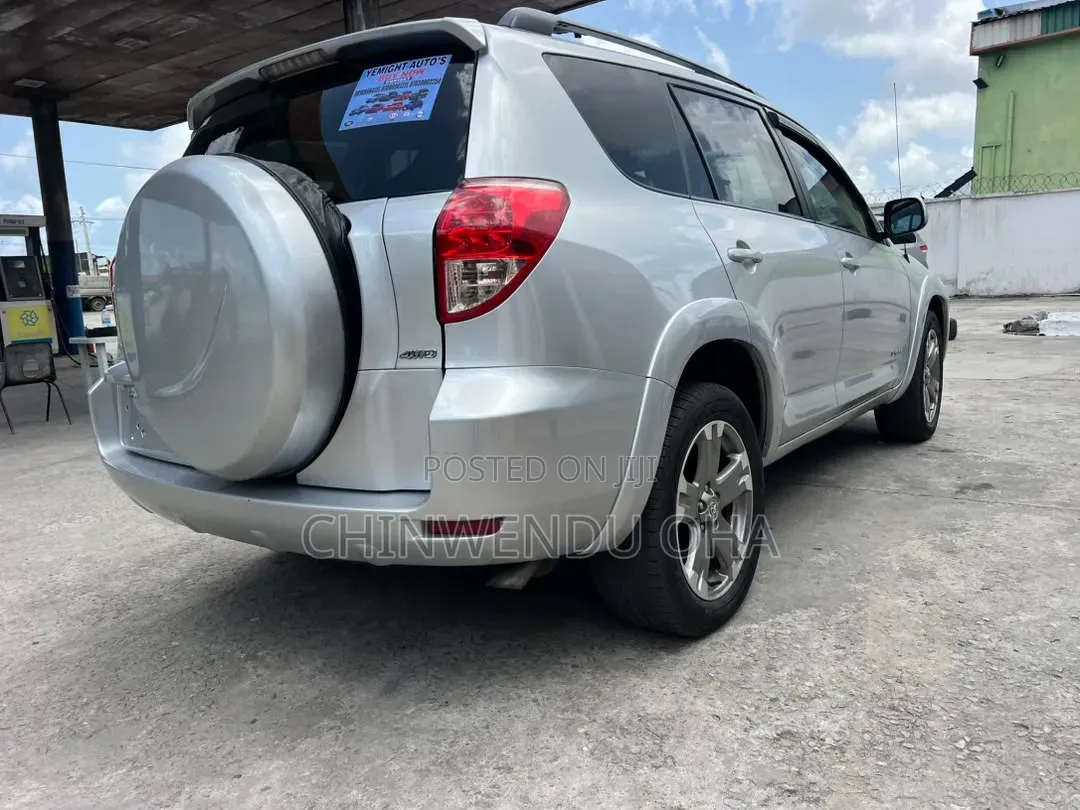 Toyota RAV4 2007 Silver