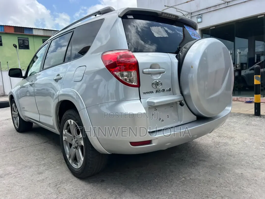 Toyota RAV4 2007 Silver