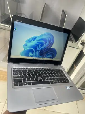 Laptop HP EliteBook 840 G3 8GB Intel Core i5 SSD 128GB