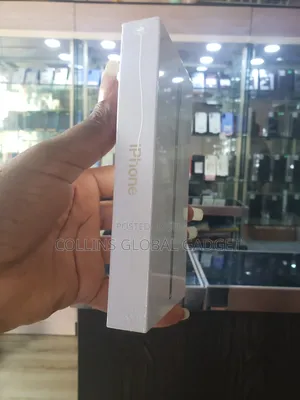New Apple iPhone Air 256 GB Silver