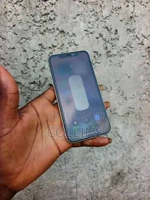 Apple iPhone XR 64 GB White