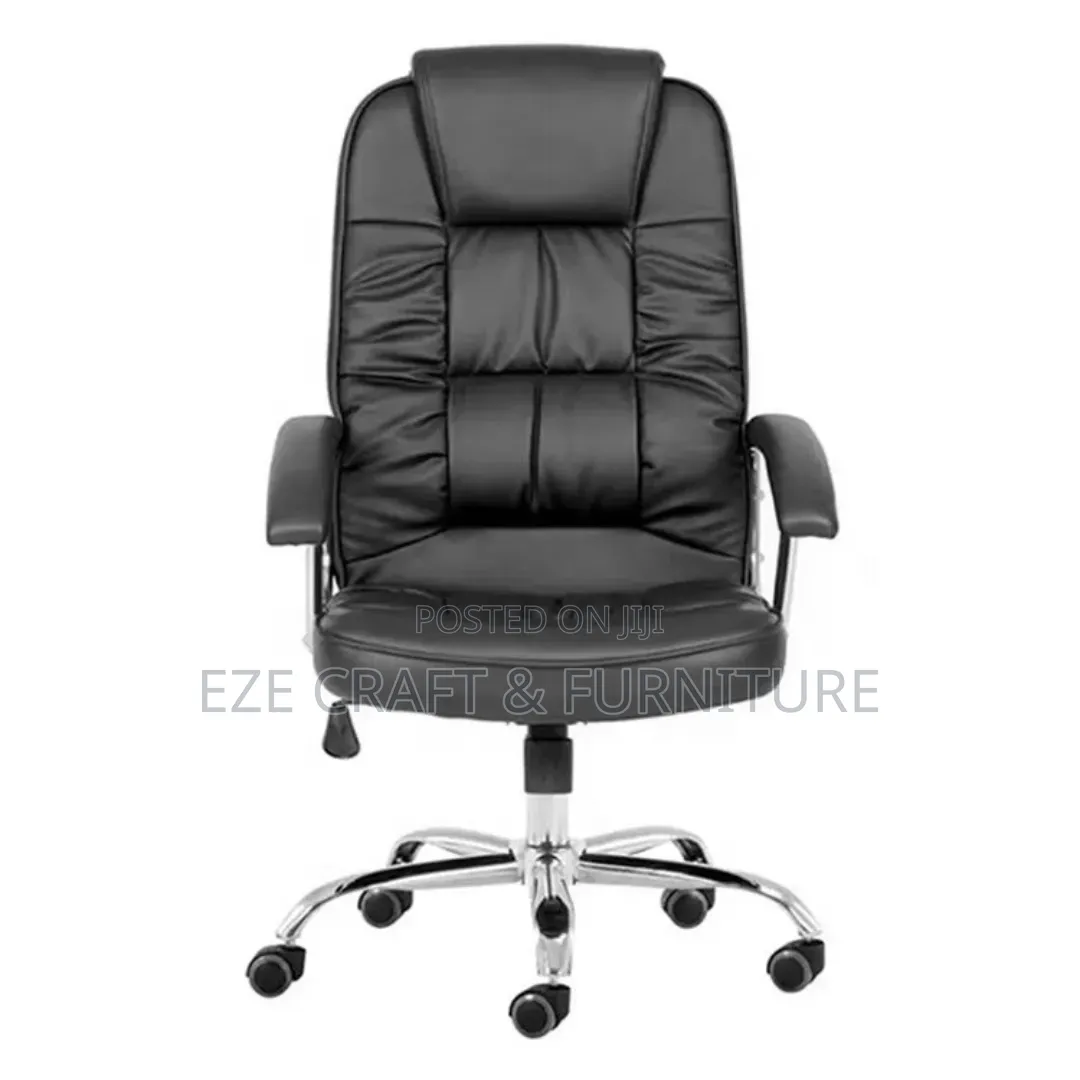 9926 Cushion Highback Chair