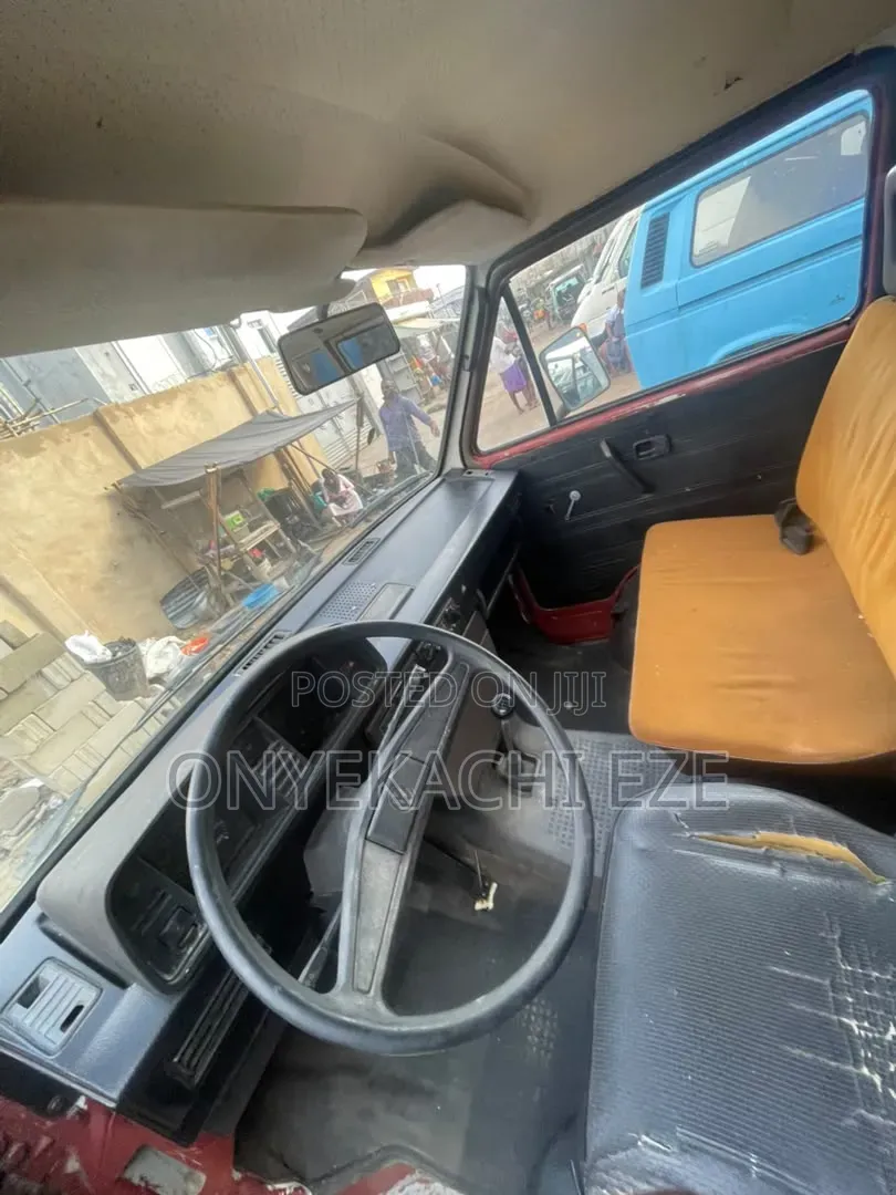 Volkswagen Transporter 2003 Green