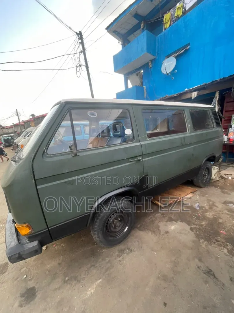 Volkswagen Transporter 2003 Green