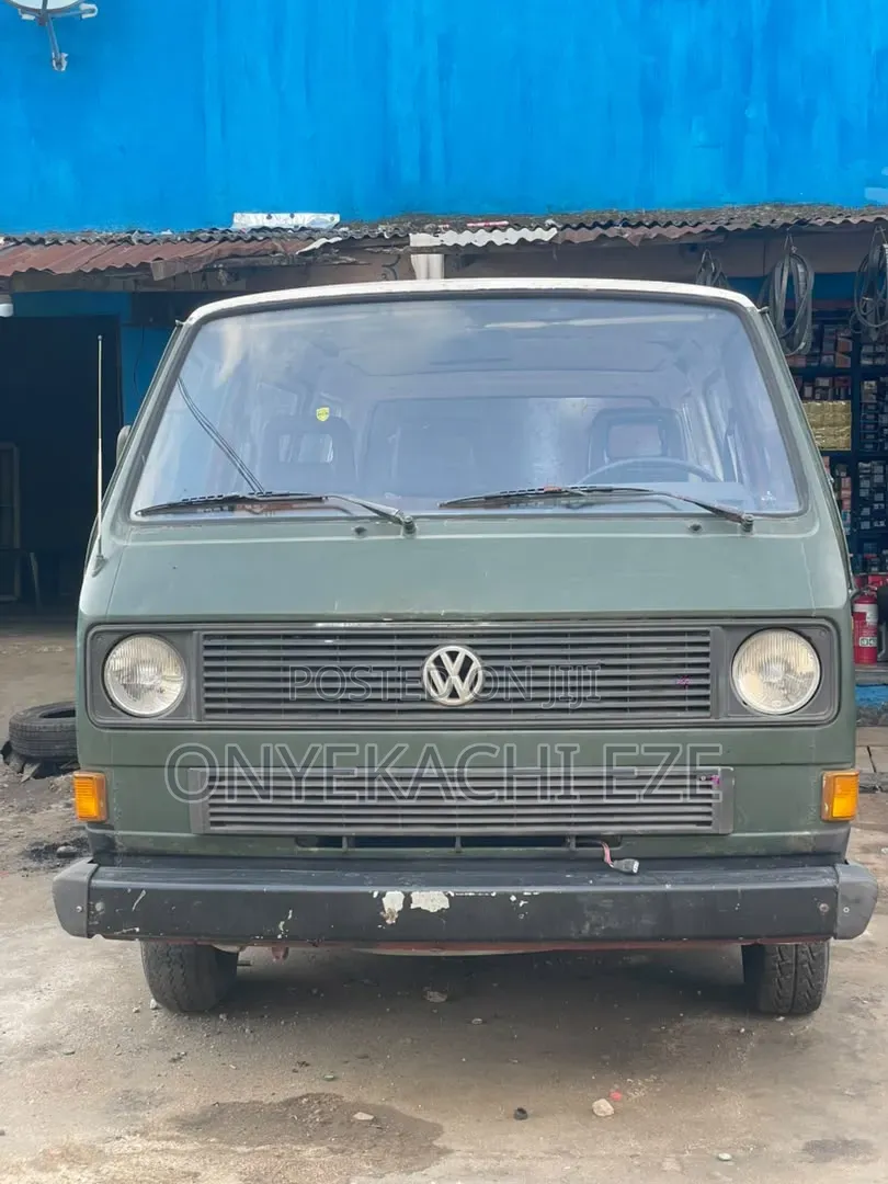 Volkswagen Transporter 2003 Green