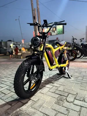 New BMW 1300 2026 Yellow