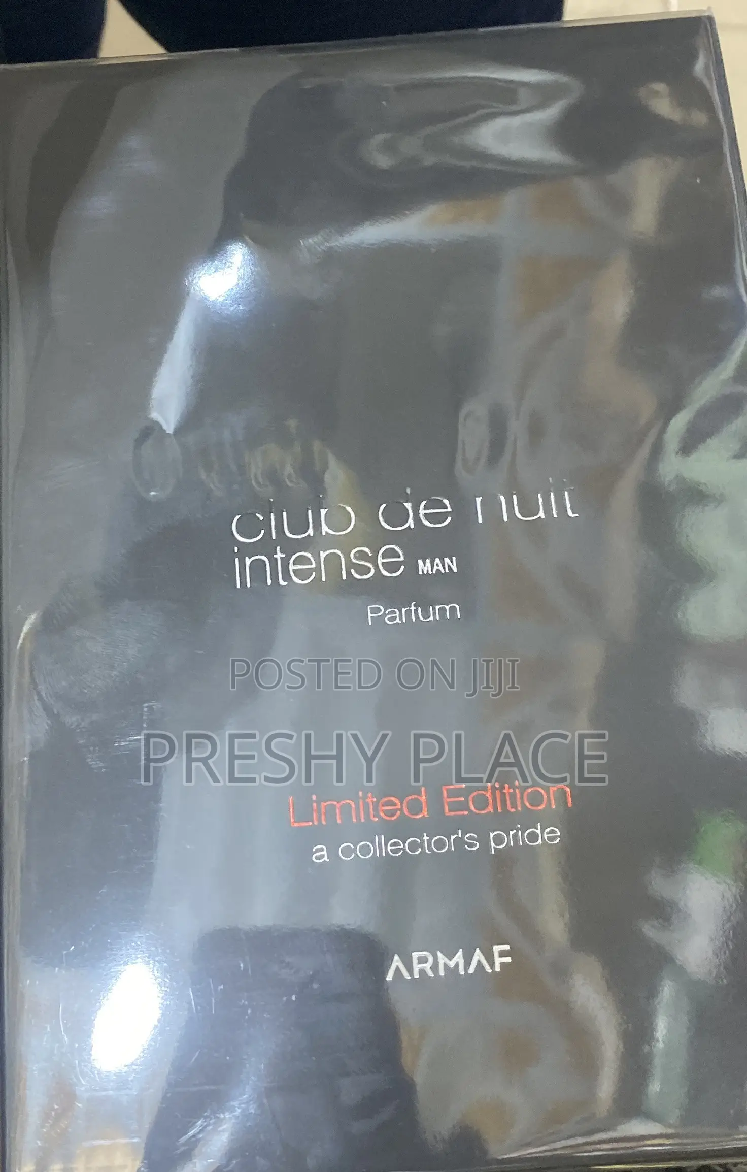 Club De Nuit Itense Man