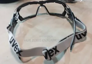 Double-Lens Safety Goggles With Adjustable Head Strap