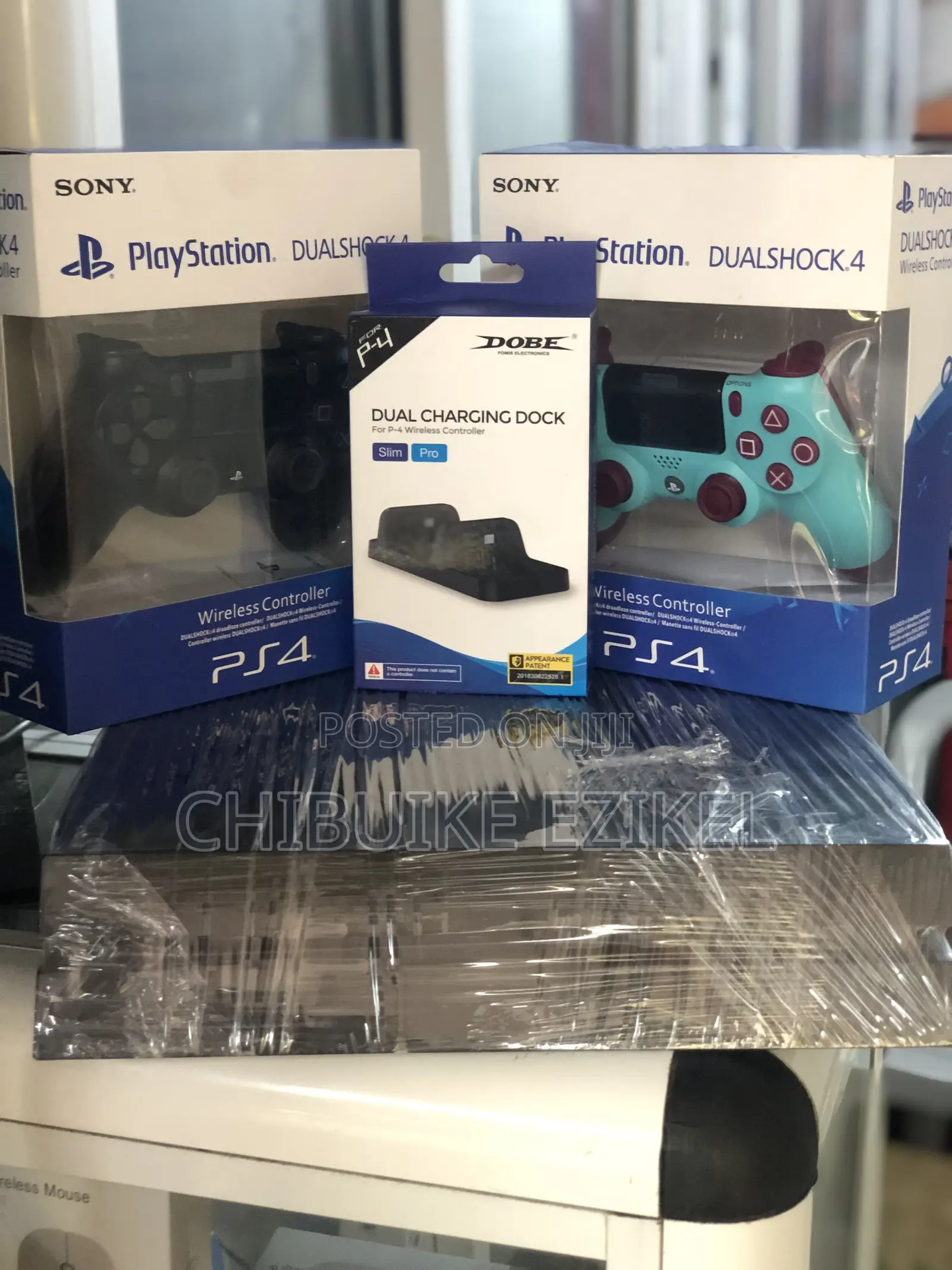 PlayStation 4 Console