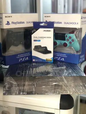 PlayStation 4 Console