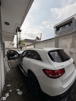 Mercedes-Benz GLC-Class 2018 White