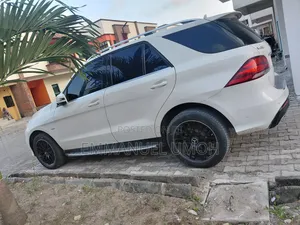 Mercedes-Benz M Class 2014 White