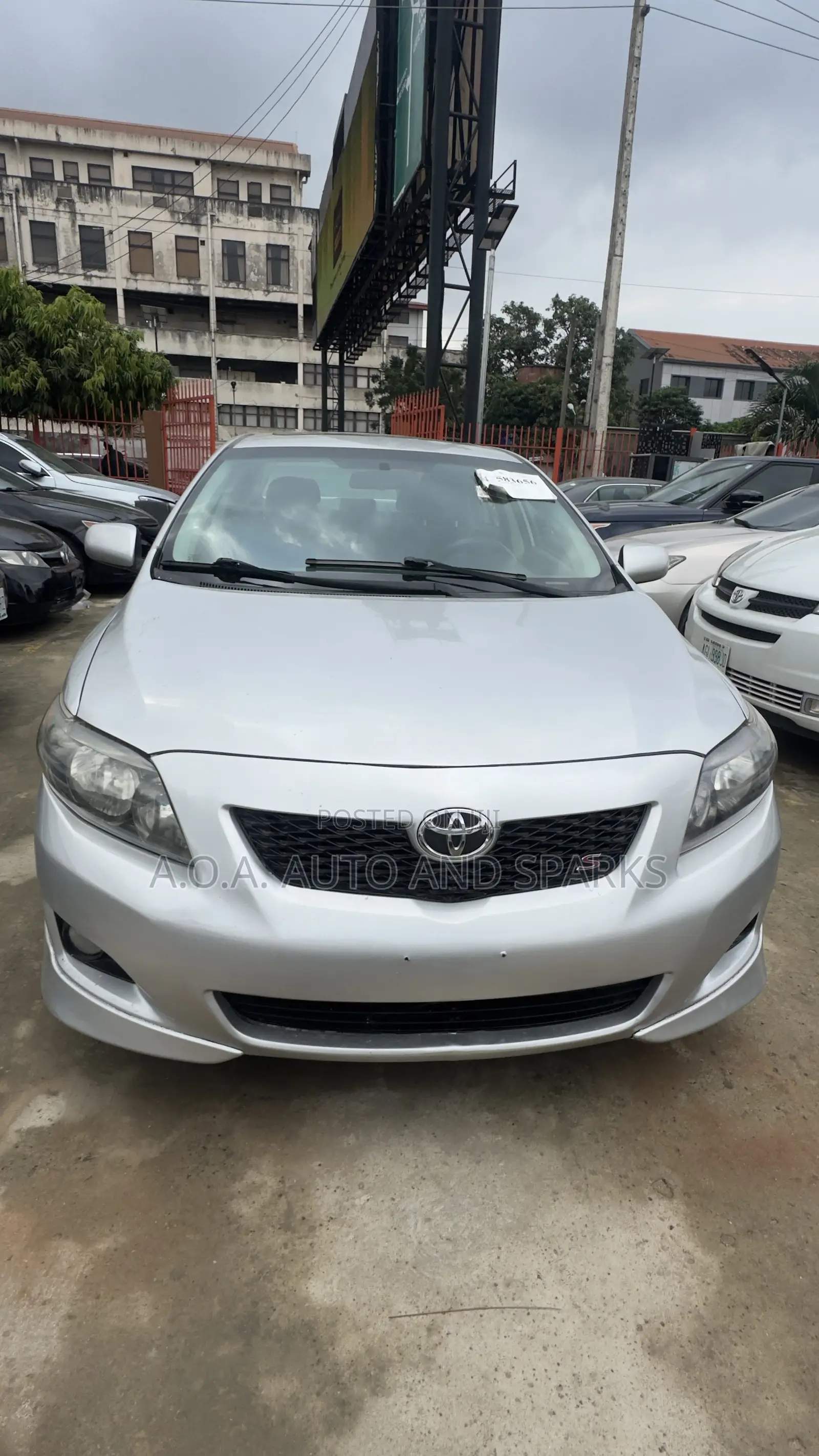 Toyota Corolla 2010 Silver