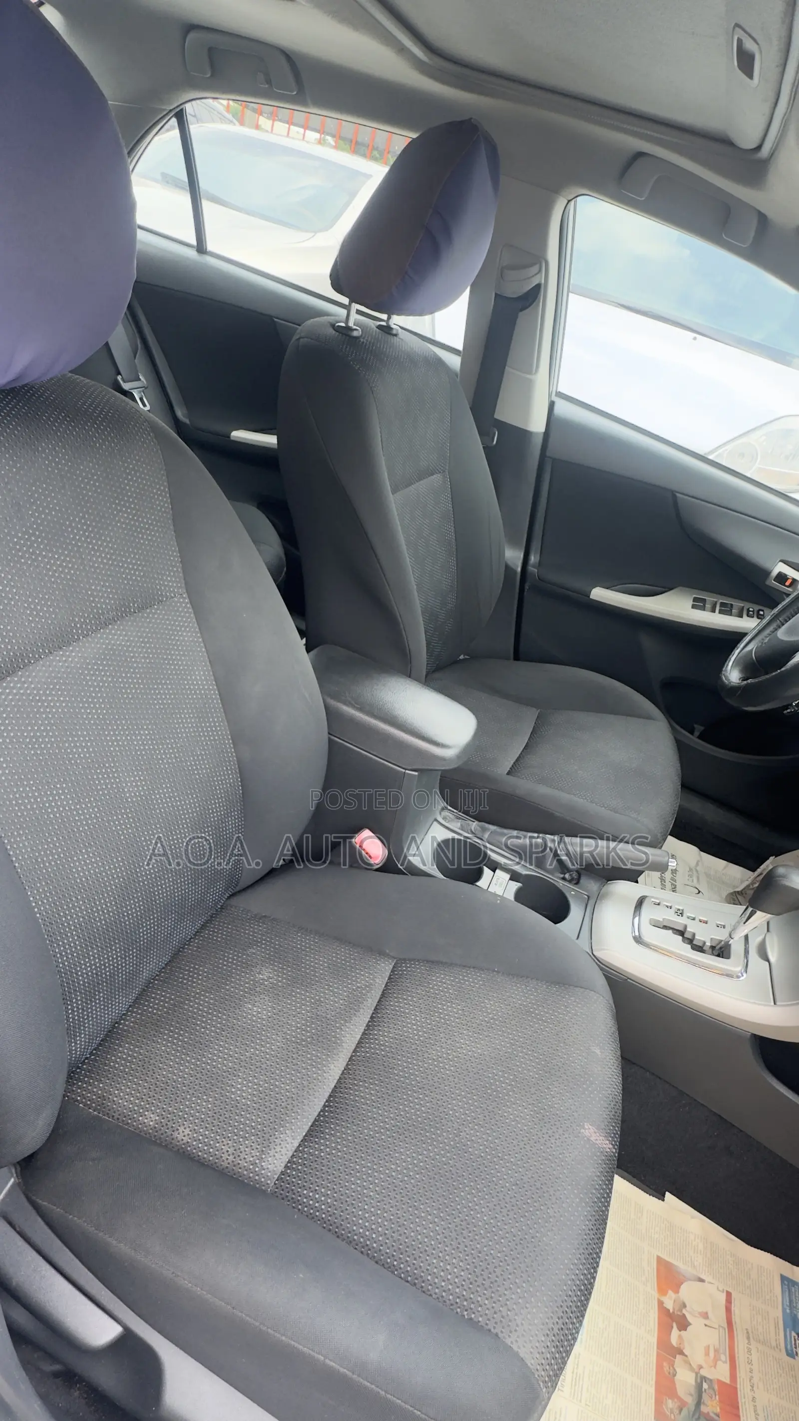 Toyota Corolla 2010 Silver