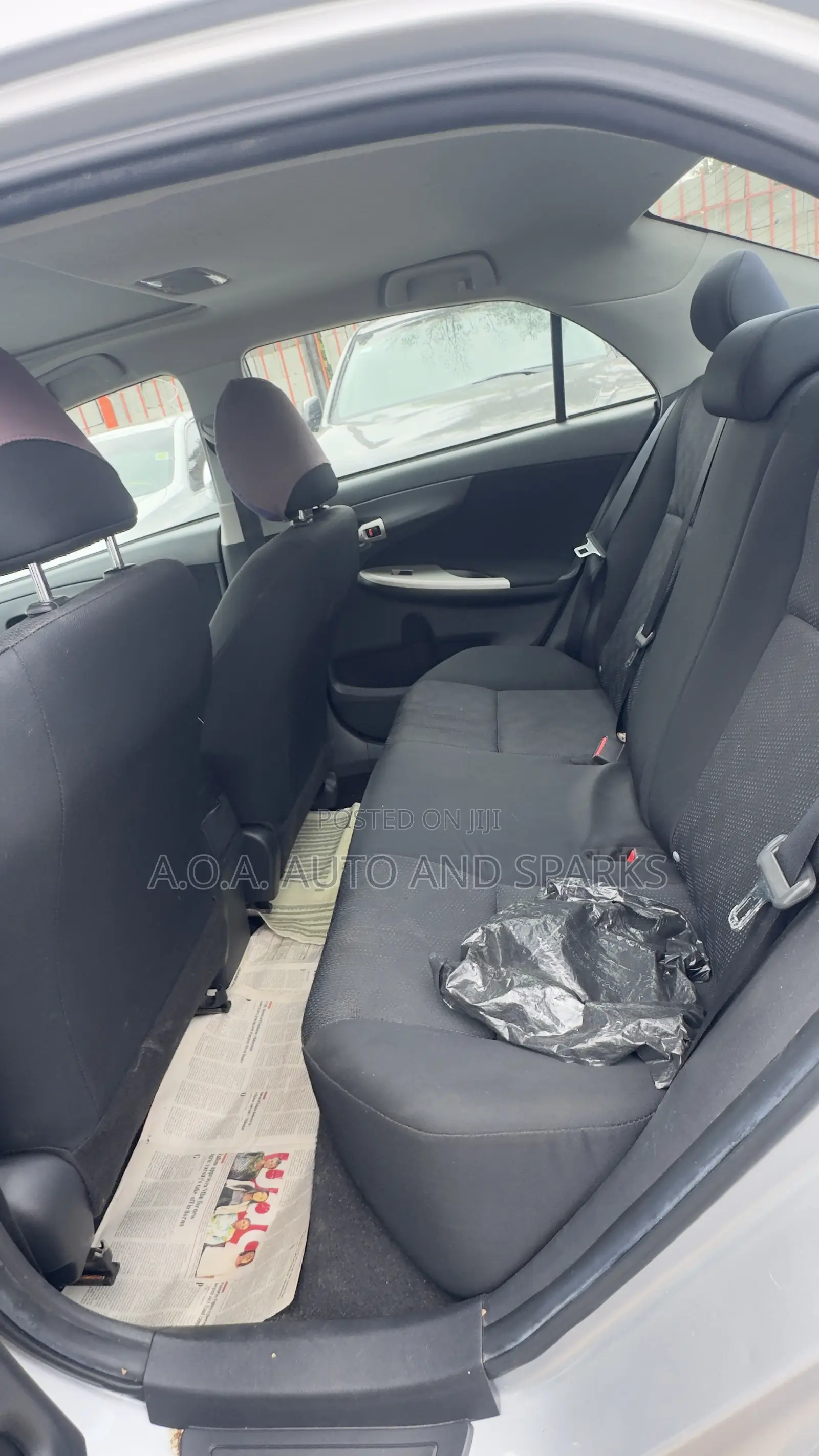 Toyota Corolla 2010 Silver
