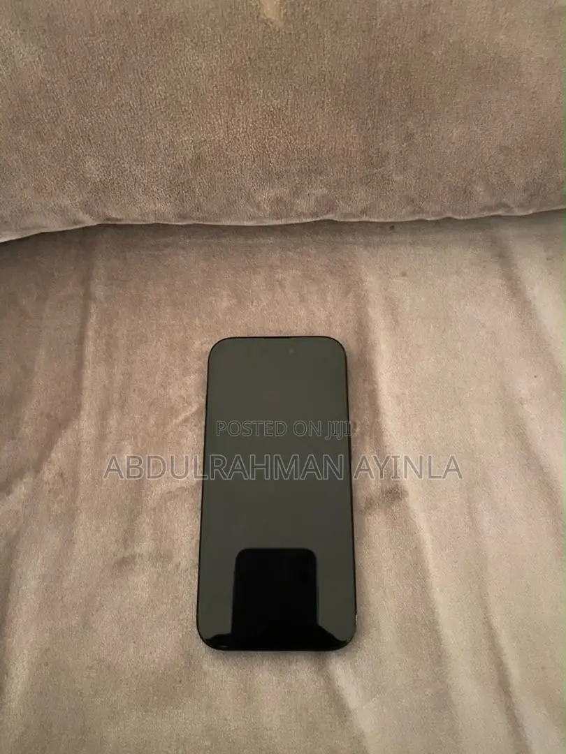 New Apple iPhone 16 128 GB Black