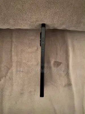 New Apple iPhone 16 128 GB Black