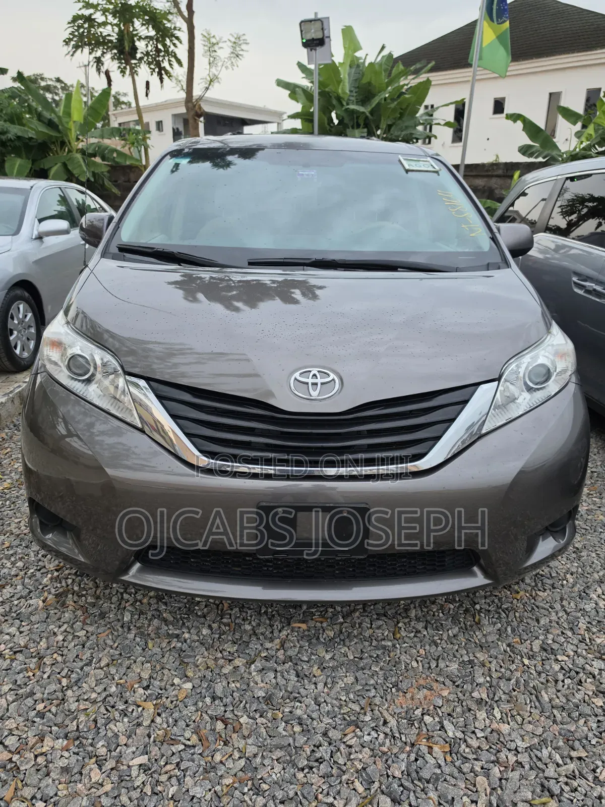 Toyota Sienna LE 8 Passenger 2012 Gray
