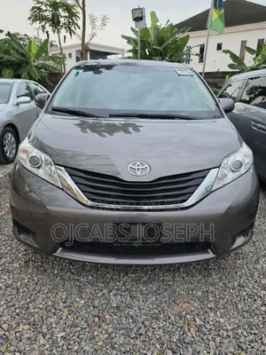 Toyota Sienna LE 8 Passenger 2012 Gray