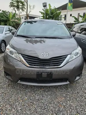 Toyota Sienna LE 8 Passenger 2012 Gray