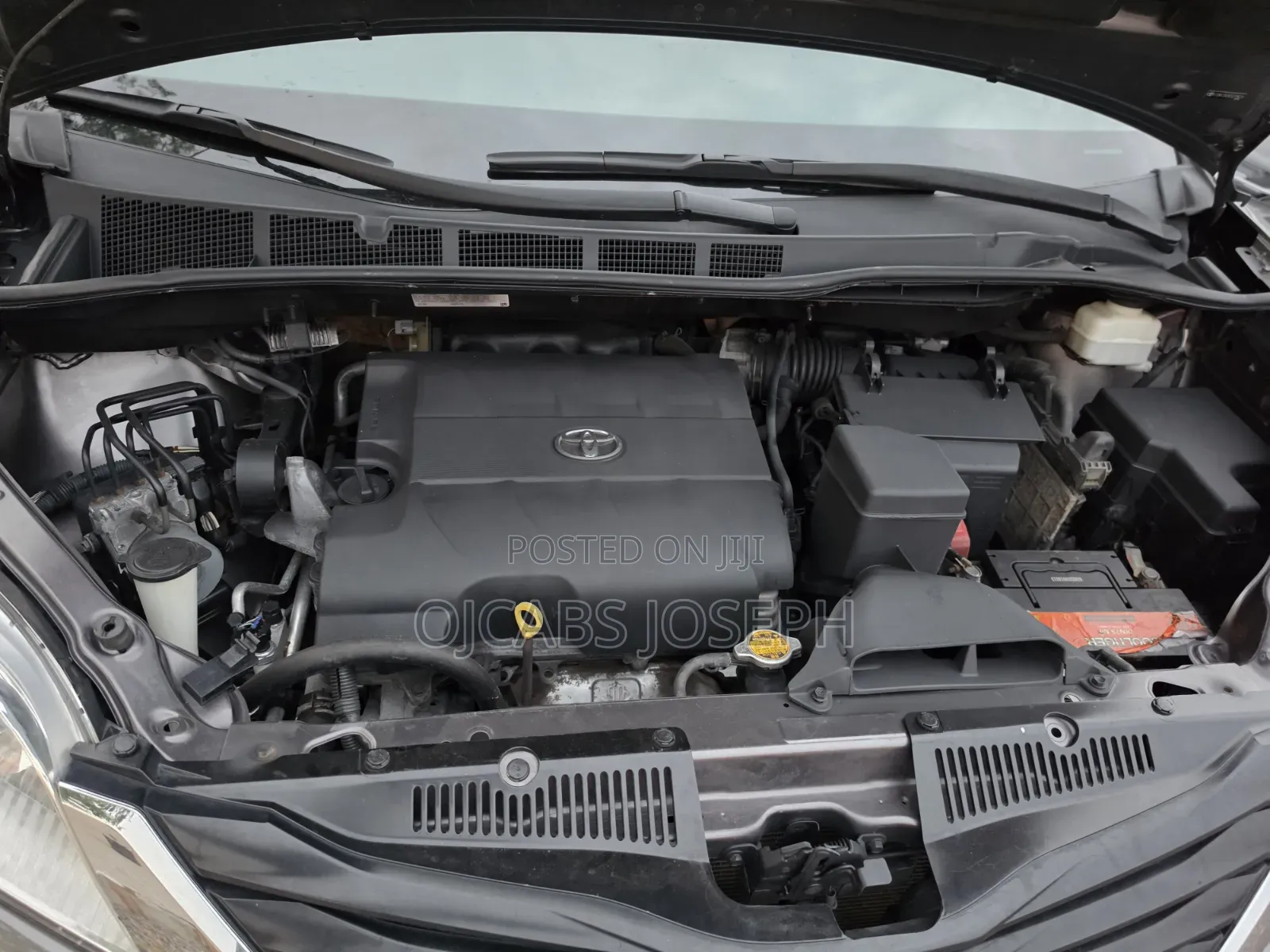 Toyota Sienna LE 8 Passenger 2012 Gray