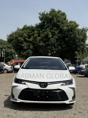 Toyota Corolla 2021 White