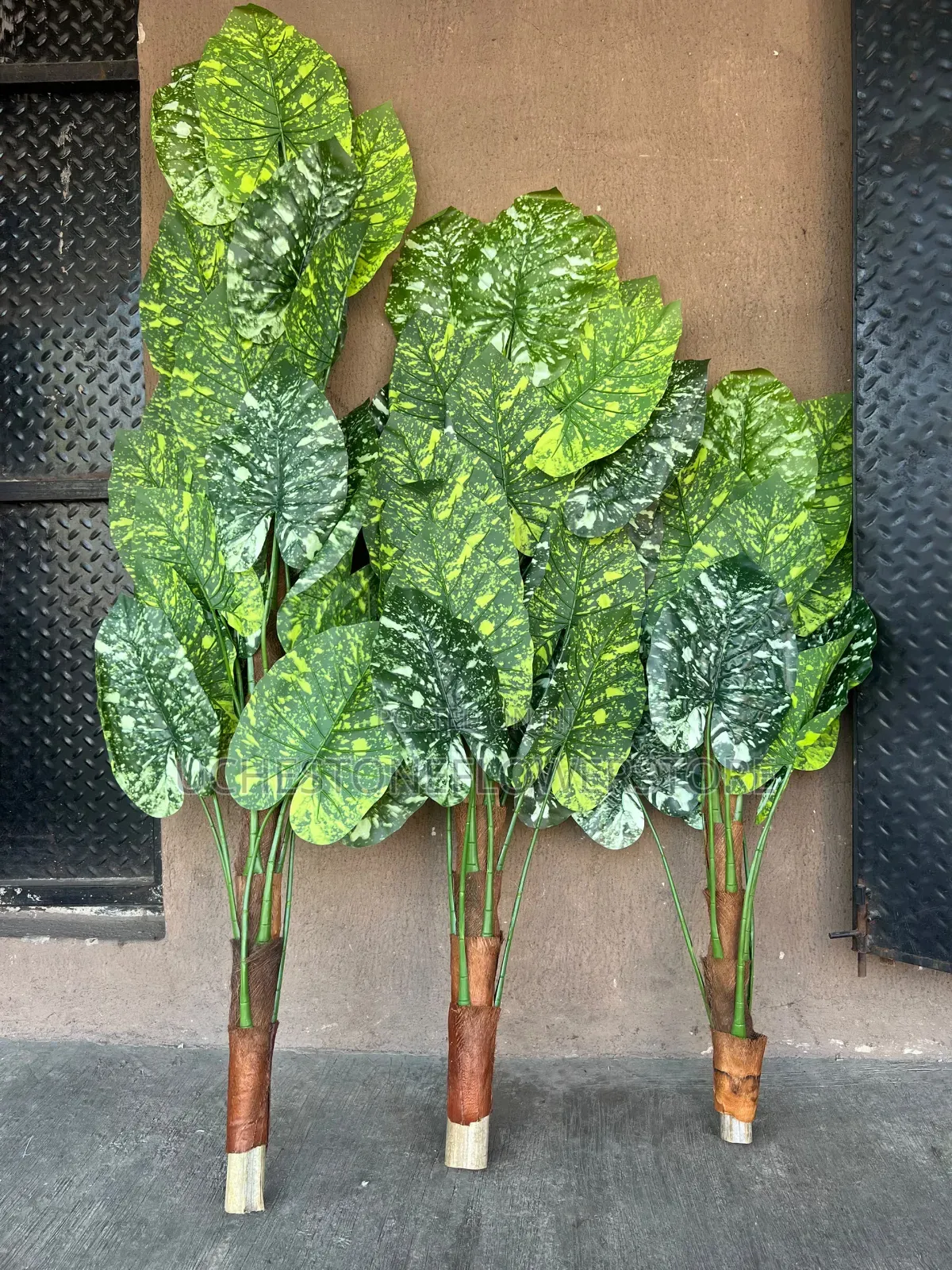 Artificial Plants and Flowers