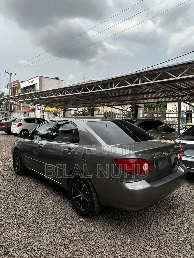 Toyota Corolla 2003 Gray