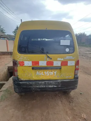 Suzuki Every 2004 Yellow
