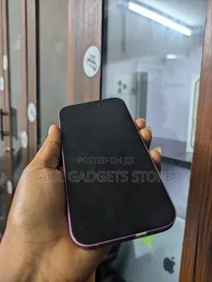 Apple iPhone 16 128 GB Pink