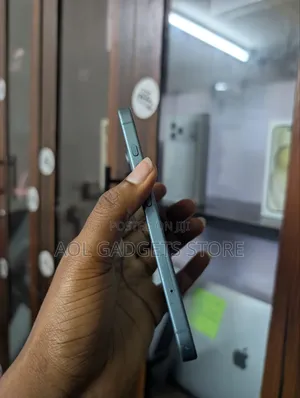 Apple iPhone 16 128 GB Blue