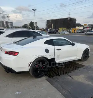 Chevrolet Camaro 2017 White