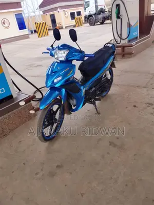 TVS Apache 180 RTR 2024 Blue