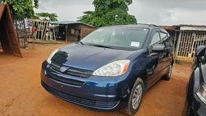 Toyota Sienna CE AWD 2006 Blue
