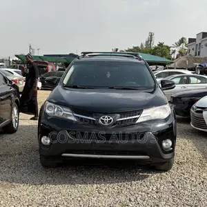 Toyota RAV4 XLE 4dr SUV (2.5L 4cyl 6A) 2014 Black
