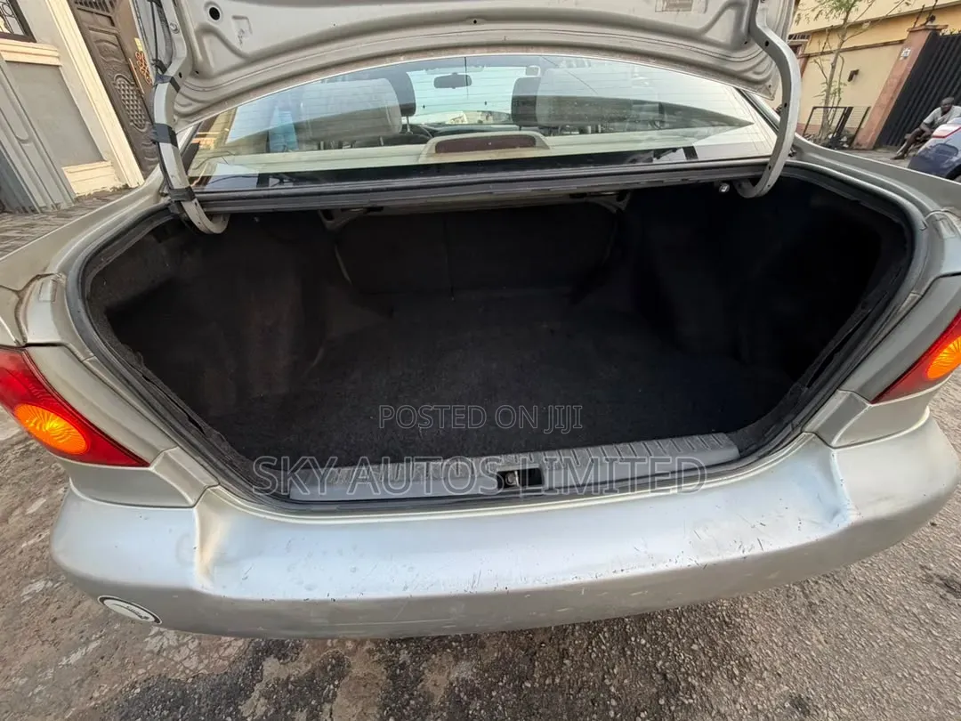 Toyota Corolla 2003 Silver