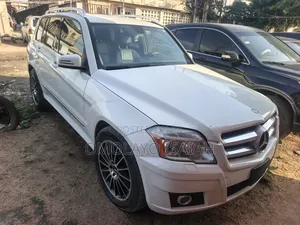 Mercedes-Benz GLK-Class 350 4MATIC 2011 Off white