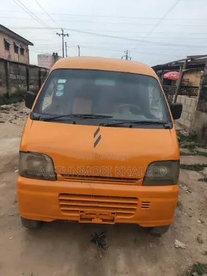 Suzuki APV Minibus 2010 Yellow