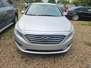 Hyundai Sonata SE 2017 Silver