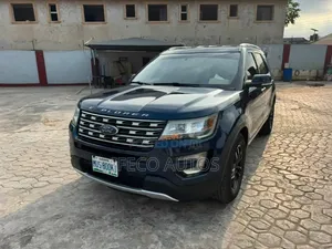 Ford Explorer 2016 Blue