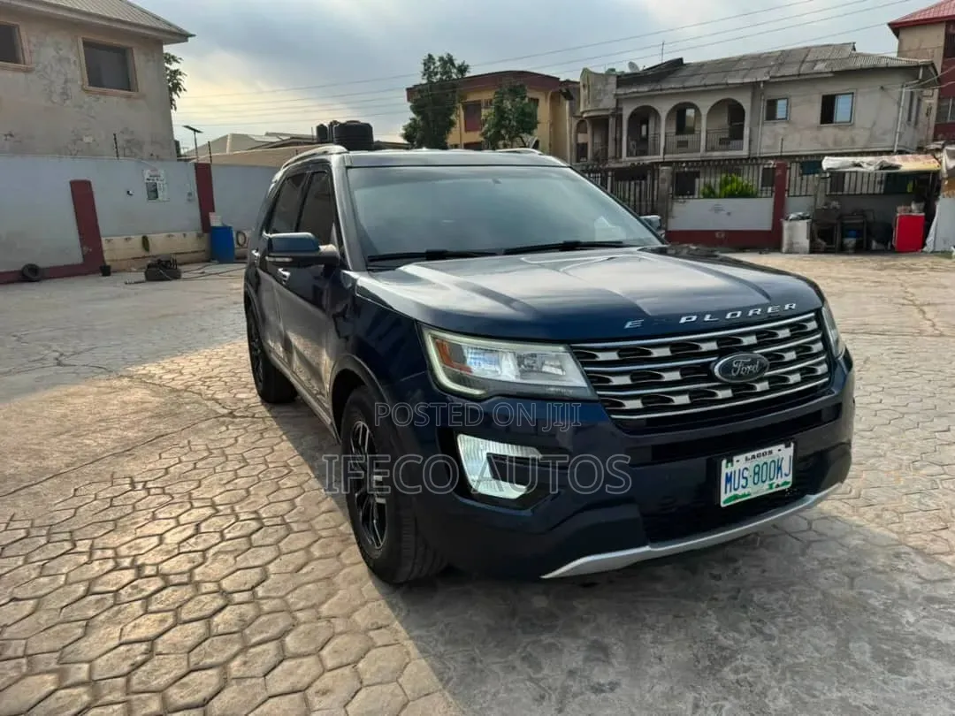 Ford Explorer 2016 Blue