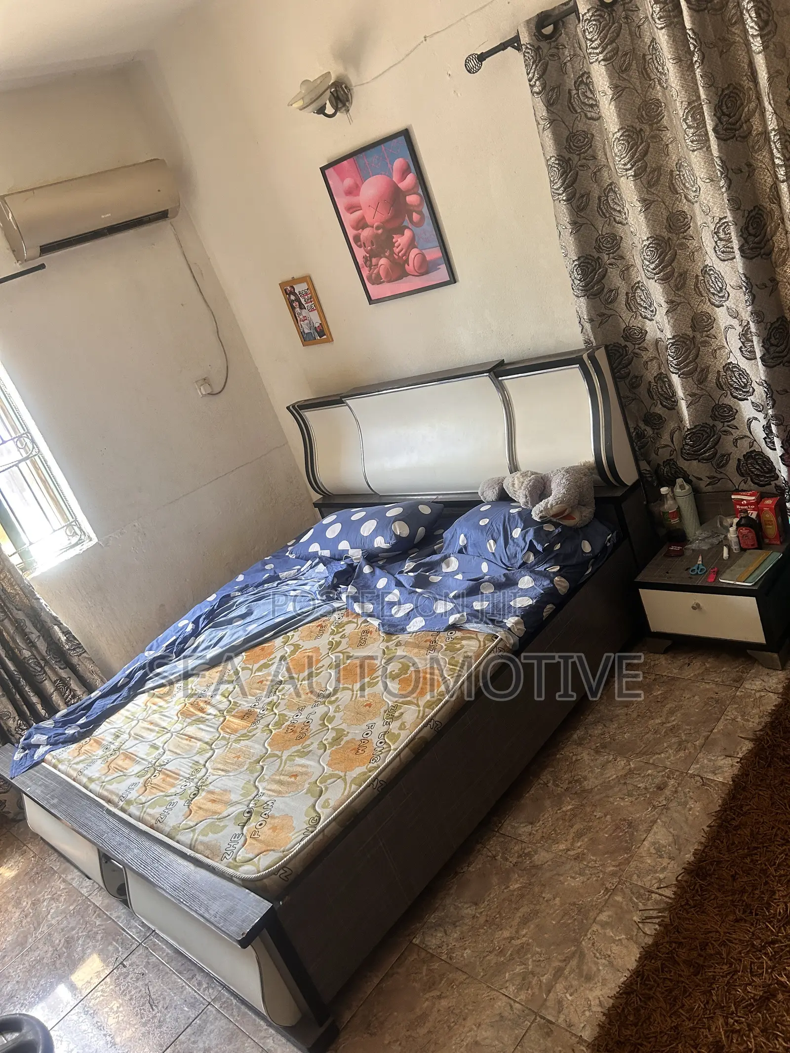 Clean 6x6 King Size Bed Frame + Mattress + Bedside Drawer