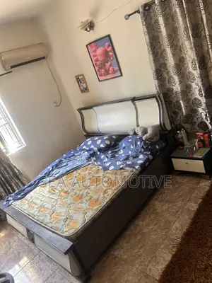 Clean 6x6 King Size Bed Frame + Mattress + Bedside Drawer