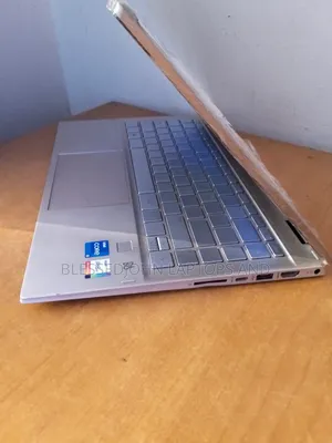 Laptop HP Pavilion x360 14 8GB Intel Core i5 SSD 256GB