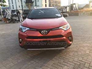 Toyota RAV4 Limited AWD (2.5L 4cyl 6A) 2017 Red